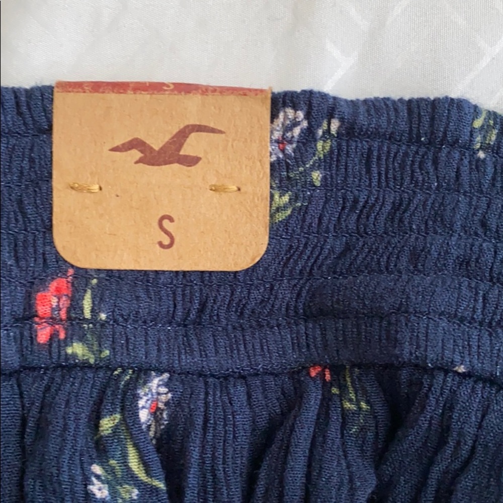 Hollister Flowy Shorts